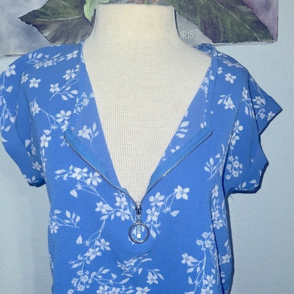 Rue21 Blue Floral Blouse - Picture 8 of 10
